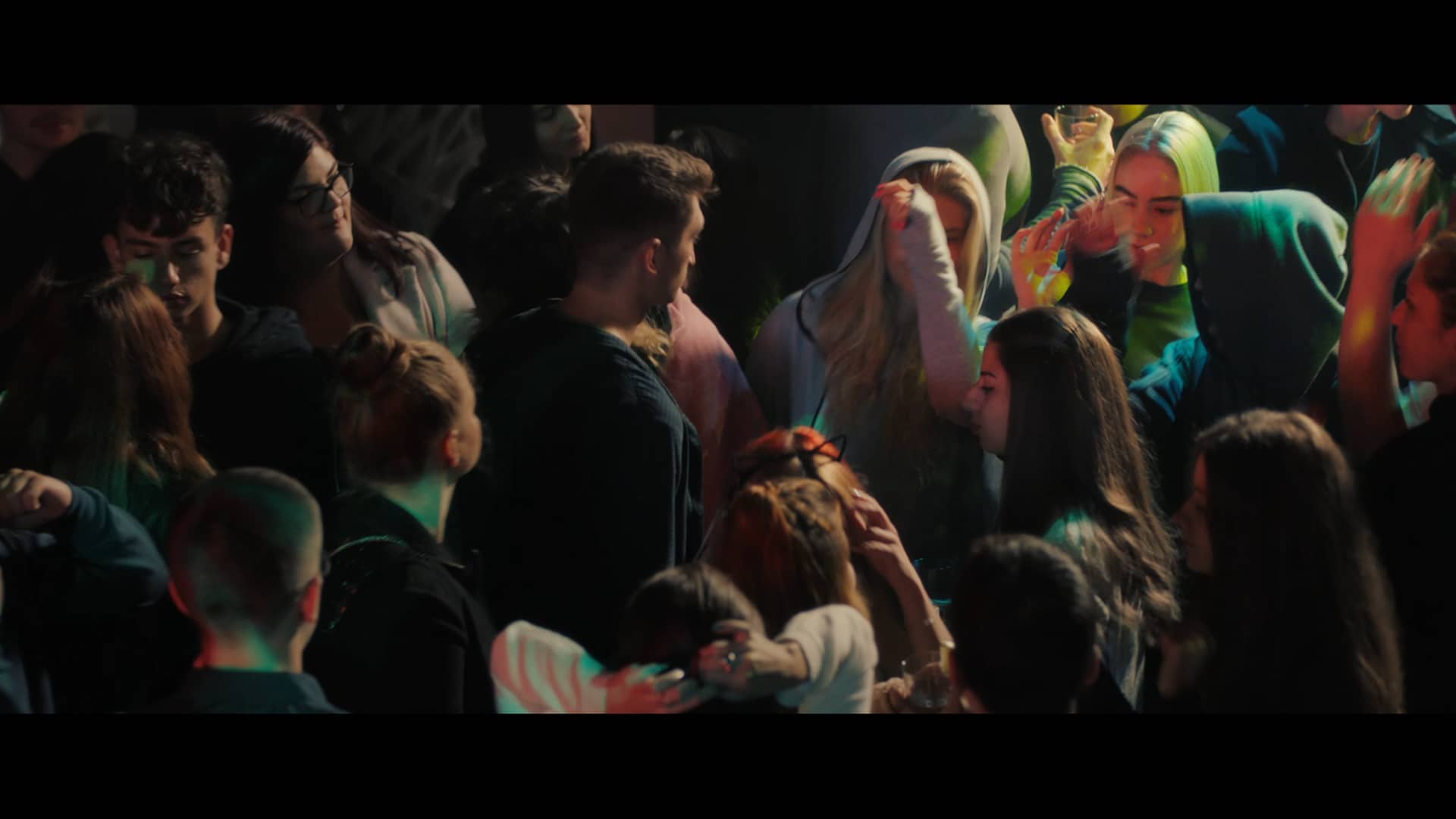 Free download AAKASHA #myCLT Futuristic Fashion Film Editorial Director`s Cut video and edit with RedcoolMedia movie maker MovieStudio video editor online and AudioStudio audio editor onlin